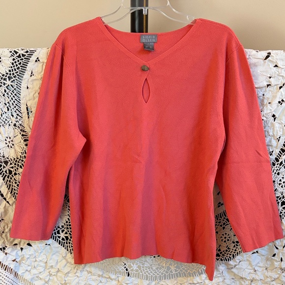 Sigrid Olsen Tops - Sigred Olsen Coral V-Neck Button Detail Top Size XL